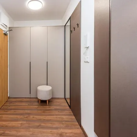 Apartman Emily C. 402 Besen * Bešeňová